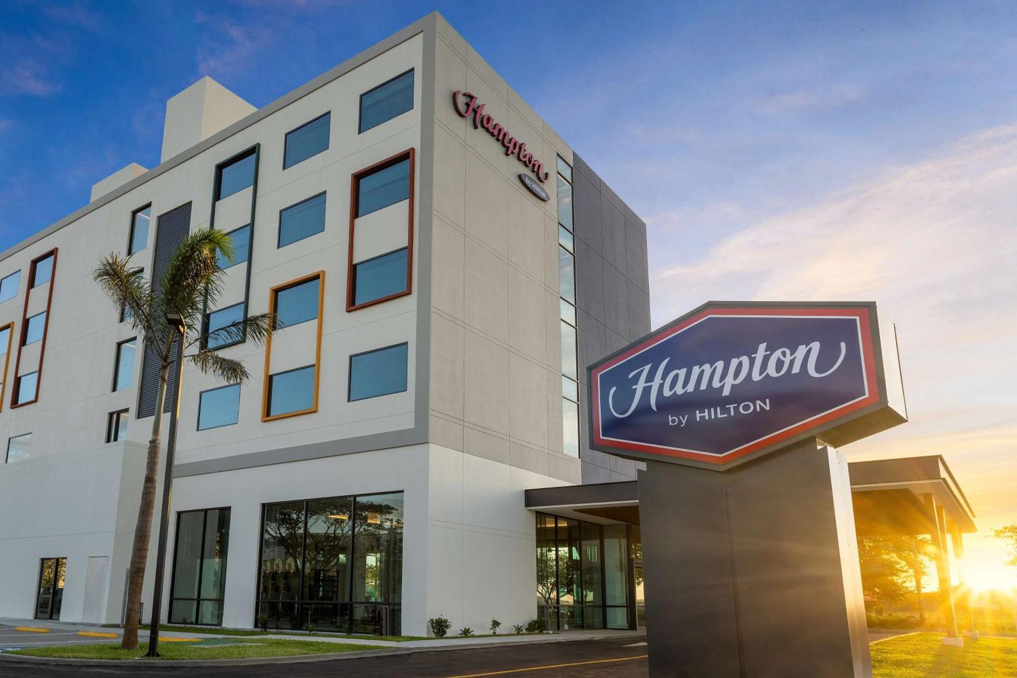 Hampton By Hilton Guanacaste Airport Hotel Liberia Bagian luar foto