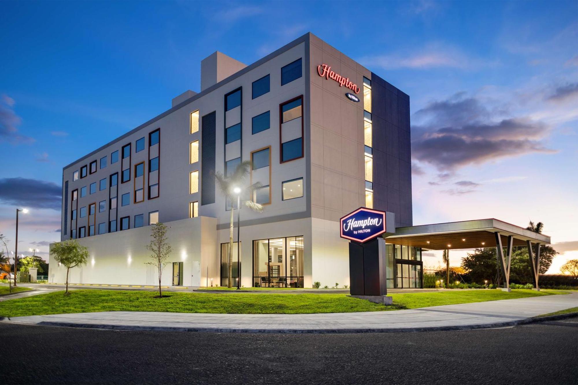 Hampton By Hilton Guanacaste Airport Hotel Liberia Bagian luar foto